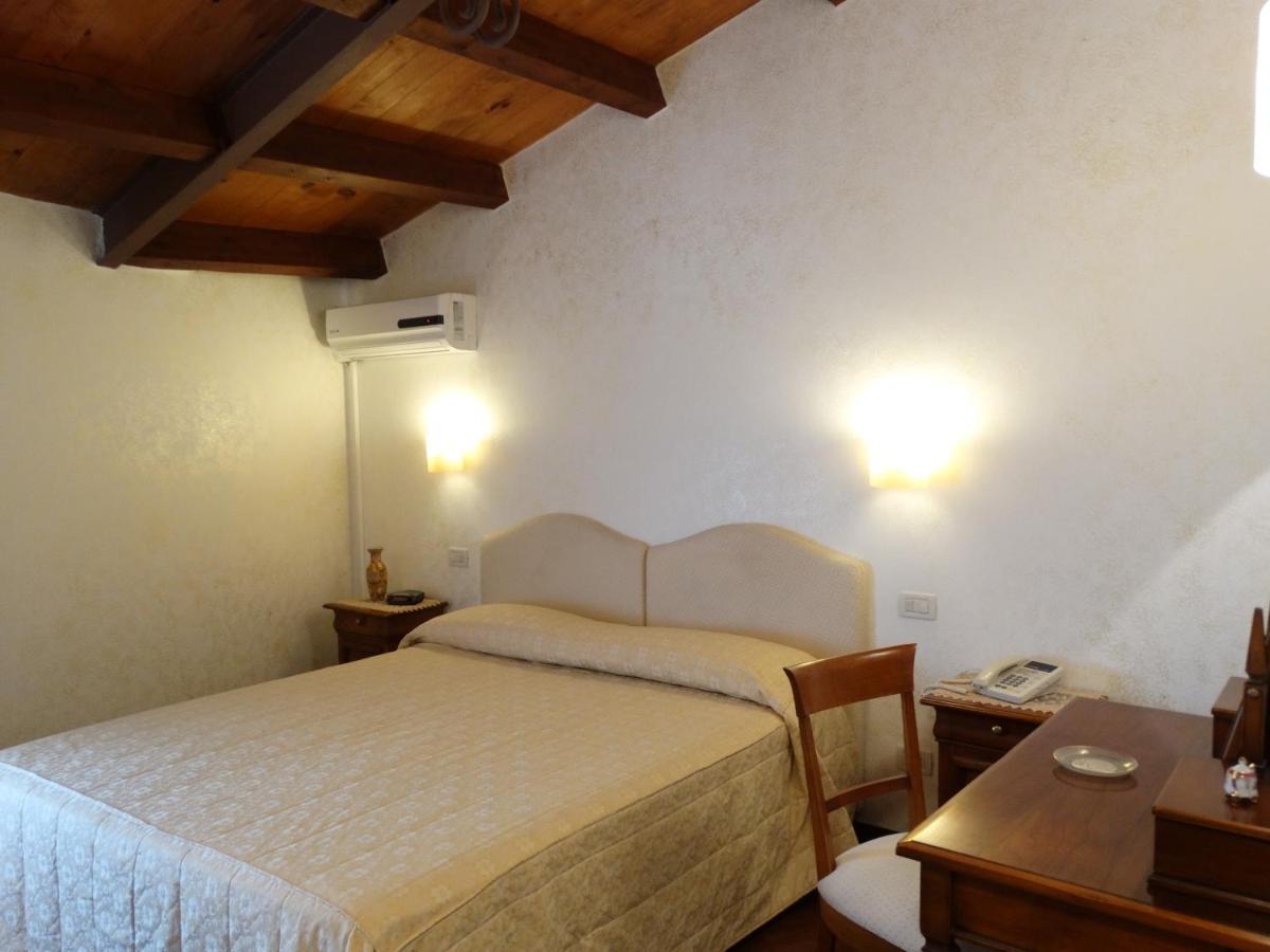 Hotel San Giuseppe Gerace Εξωτερικό φωτογραφία